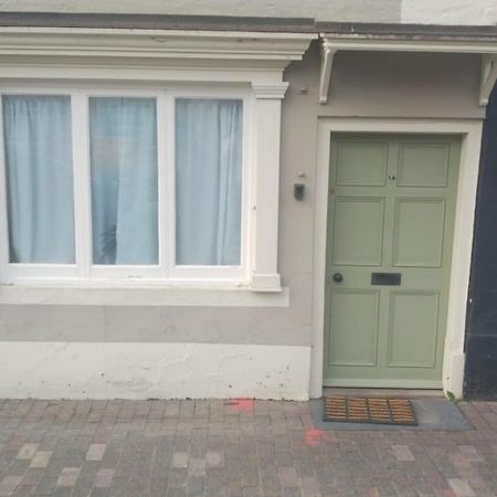 Self Contained Flat In Llanfyllin Powysアパートメント エクステリア 写真